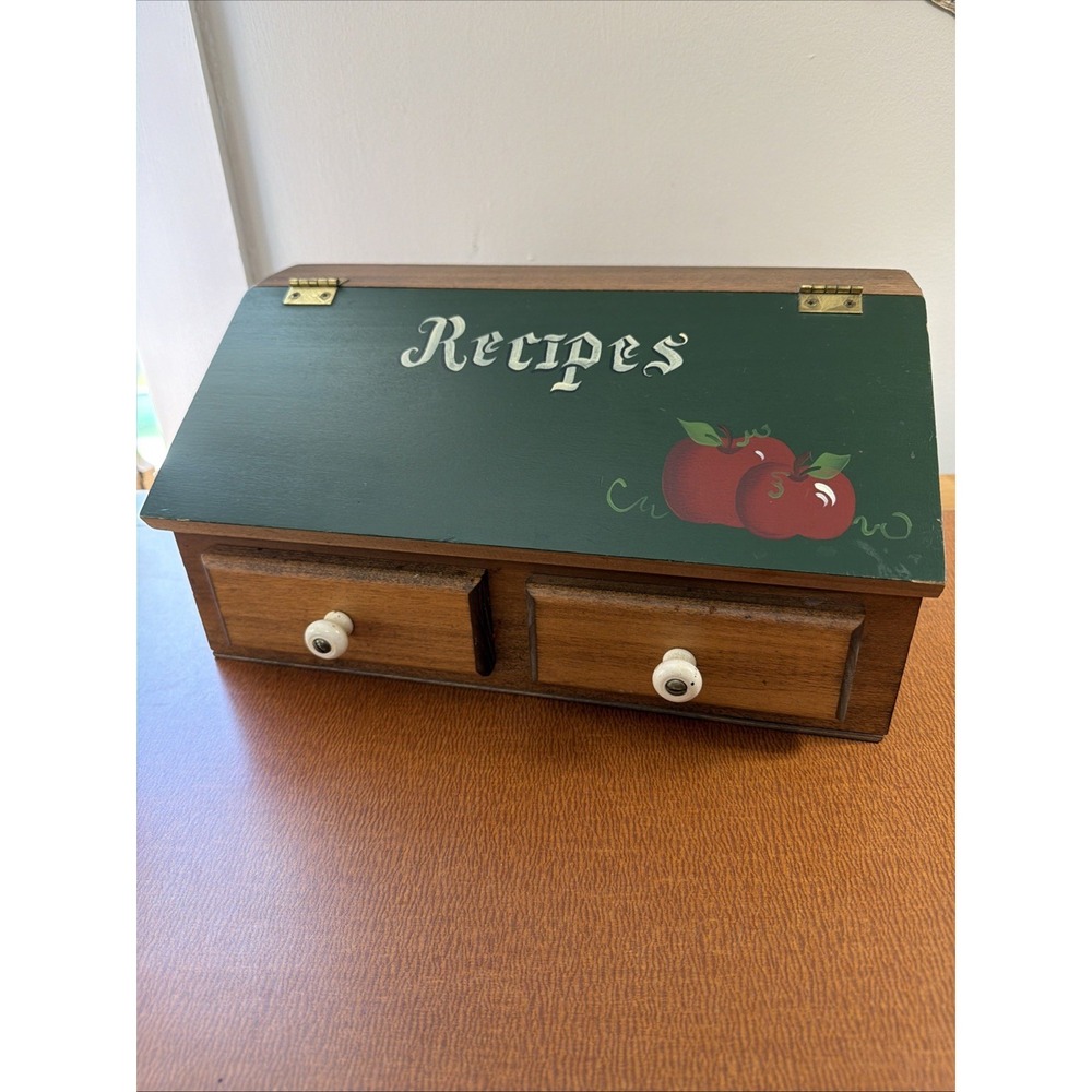 Handpainted Wooden Recipe Box Hinged Lid Apples Tole Paint Recipes / Clippings